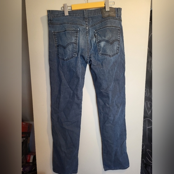 Levi 511 Men's Slim Fit Dark Blue Jeans, Size 34 X 31 - Picture 3 of 5